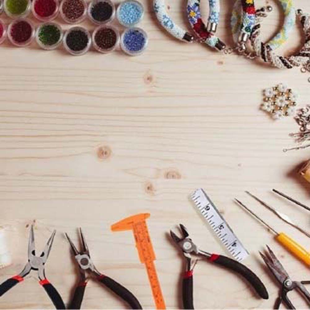 19点入りプロ用アクセサリーDIYブラックバッグクラフトプラ - Jewelry Making Kit Professional のレビューと価格